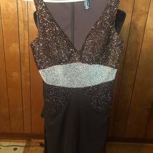 JS Boutique , Dark brown, white Size6.zipper back.